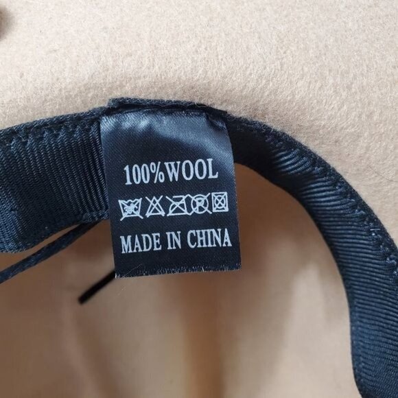 Wool bee adjustable one size hat - Picture 7 of 8